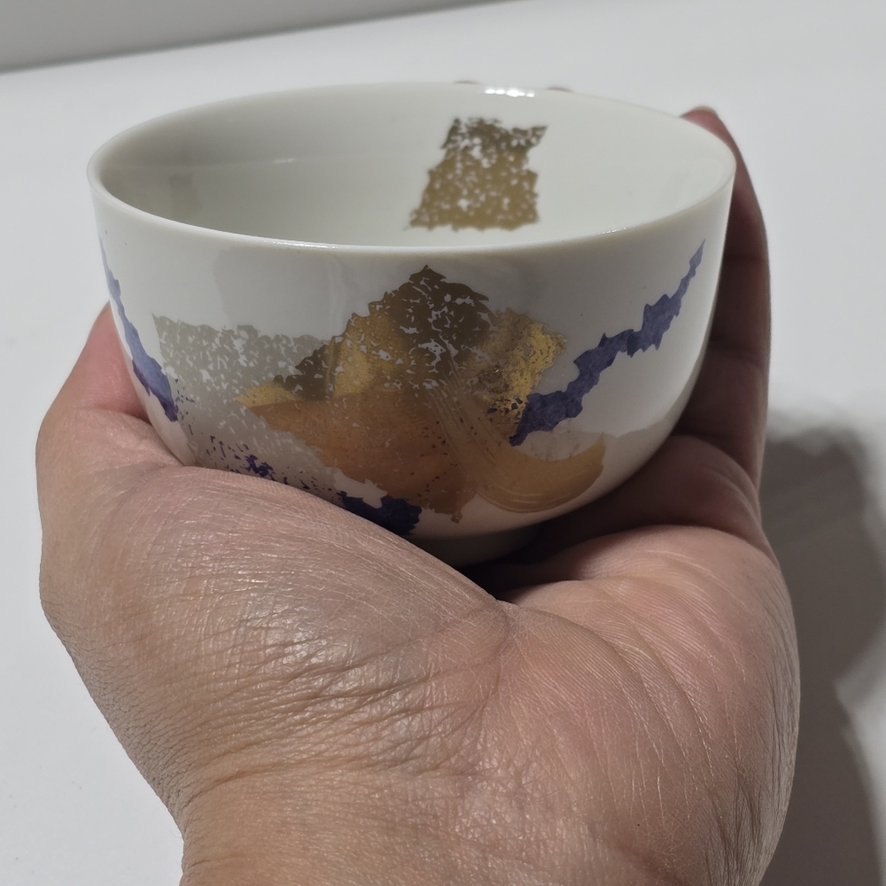 Tea Kettle And Tea Cups - Picture 14 of 14